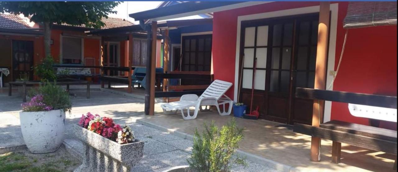 Eureka Azienda Agrituristica Каваллино Экстерьер фото